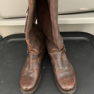 Brand new Frye Veronica slouch boots 6.5